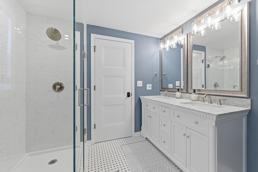More Photos Of 149 Union Ave, Saratoga Springs Hospitality For Sale