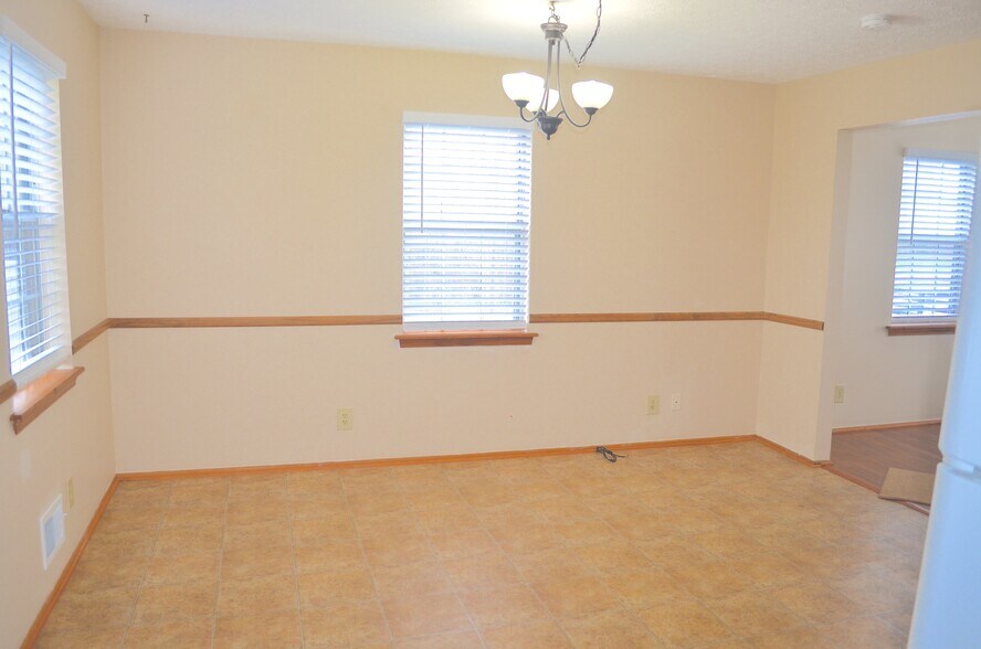 More Photos Of tazwell drive, Louisville Multifamily For Sale