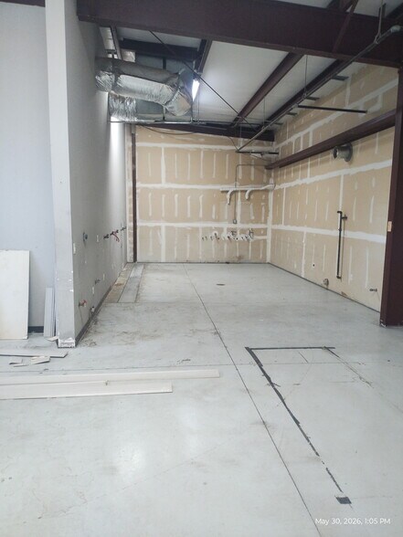 More Photos Of 3961 N Ann Ave, Fresno Warehouse For Lease