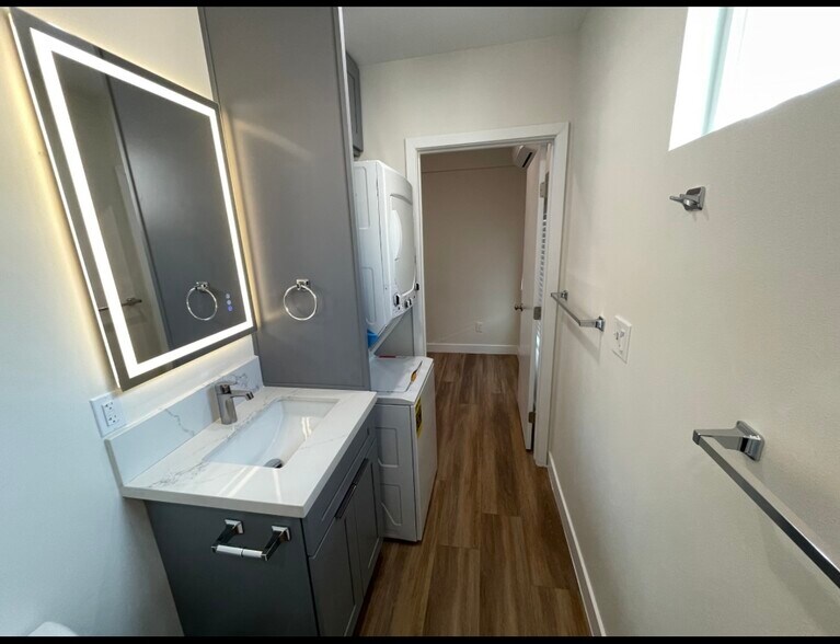 More Photos Of 3536 W Slauson Ave, Los Angeles Apartments For Lease