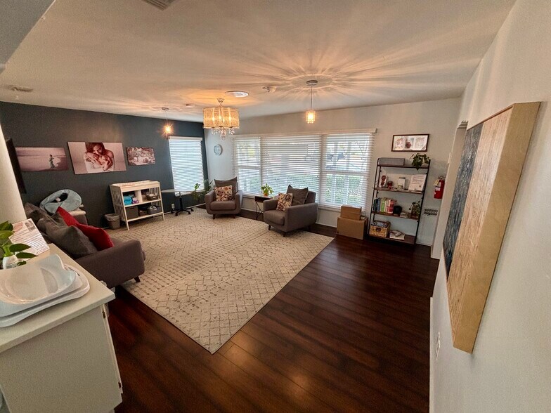 More Photos Of 8325 University, La Mesa Office For Lease