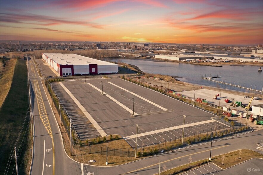 More Photos Of 101 Port Lincoln Rd, Bayonne Distribution For Lease