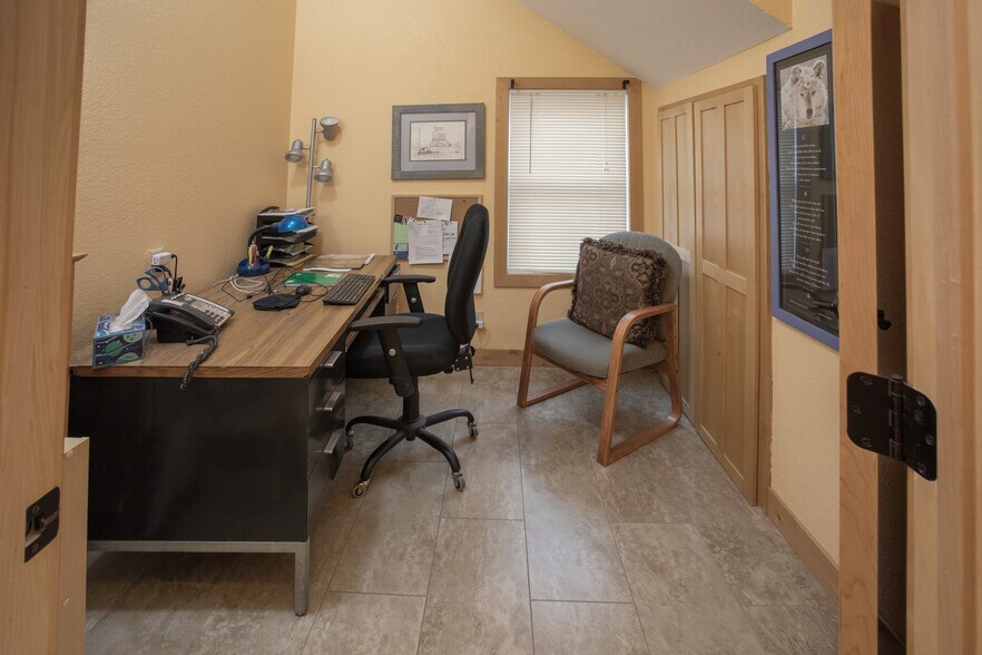 More Photos Of 1005 W 5th St, Winona Office For Sale