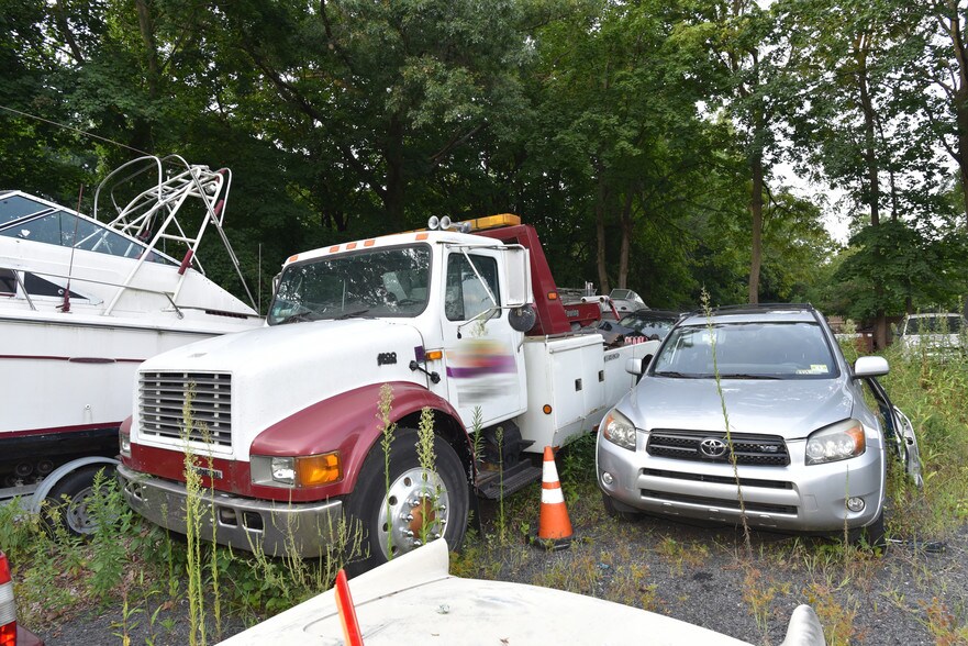 More Photos Of 56 Model Ave, Hopewell General Retail For Sale