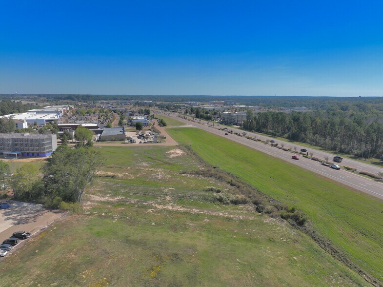 More Photos Of Lakeland Dr @ Flowood Dr, Flowood Land For Sale