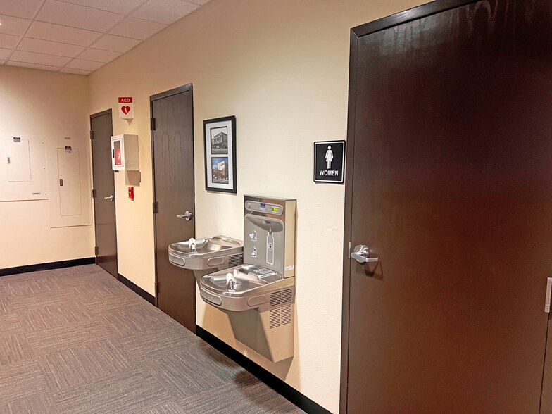 More Photos Of 1001 W Idaho St, Boise Office For Sale