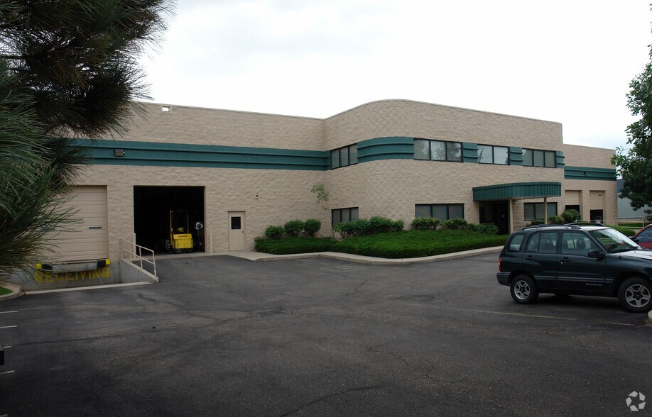 More Photos Of 5550 Joliet St, Denver Warehouse For Sale