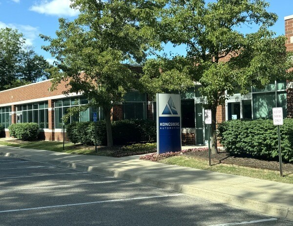 More Photos Of 27275 Haggerty Rd, Novi Research And Development For Lease