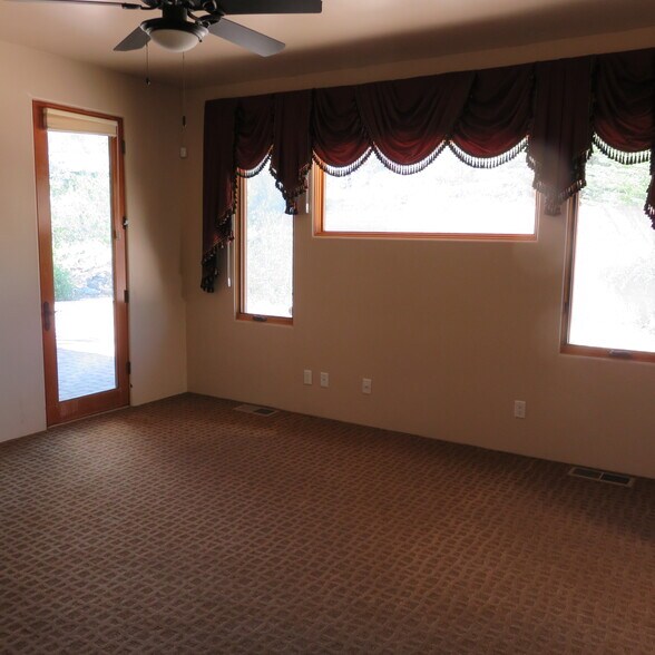 More Photos Of 1237 N Rhinestone Dr, Prescott Medical For Sale