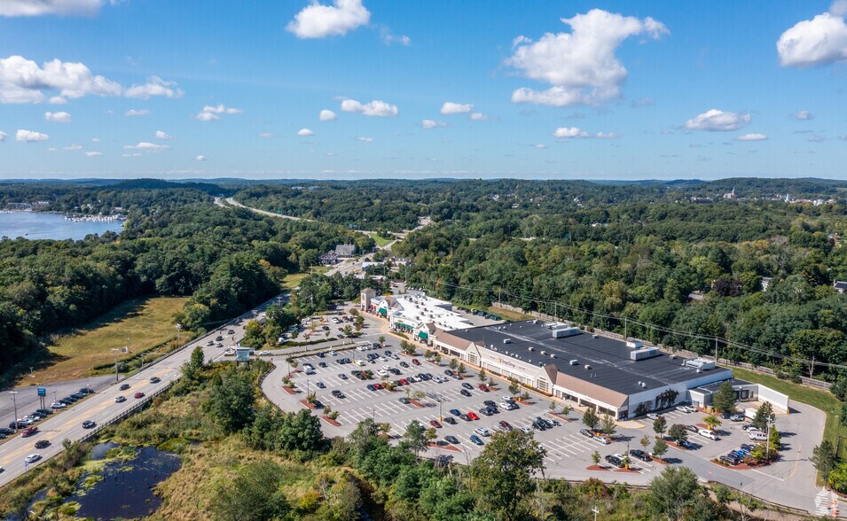 More Photos Of 84-100 Macy St, Amesbury Unknown For Lease