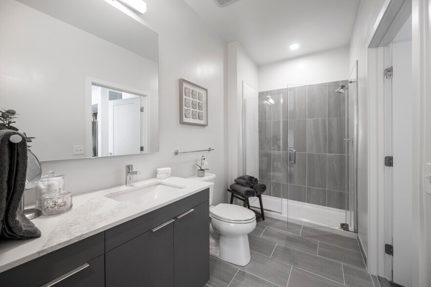 More Photos Of 125 Clifford St, Providence Apartments For Lease