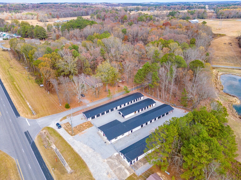 More Photos Of 9582 Heart of Dixie hwy, Arab Self Storage For Sale