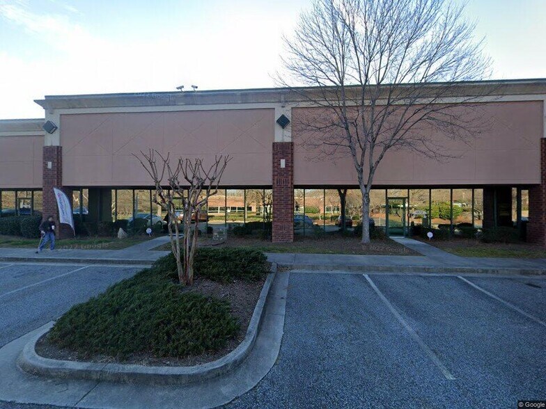 More Photos Of 1305 Lakes Pky, Lawrenceville Light Distribution For Sale