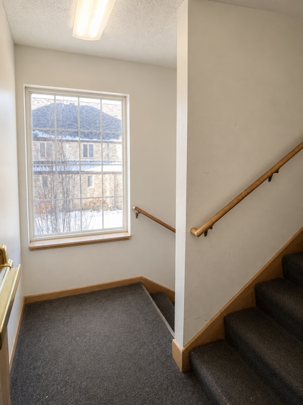 More Photos Of 1720 Glenwood Ave N, Minneapolis Apartments For Sale