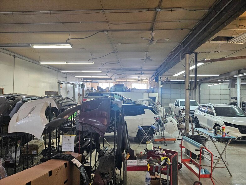 More Photos Of 631 Basin St SW, Ephrata Auto Repair For Sale