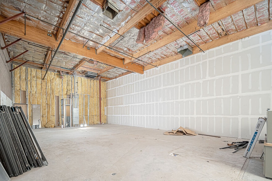 More Photos Of 4338 W Thomas Rd, Phoenix Storefront For Sale