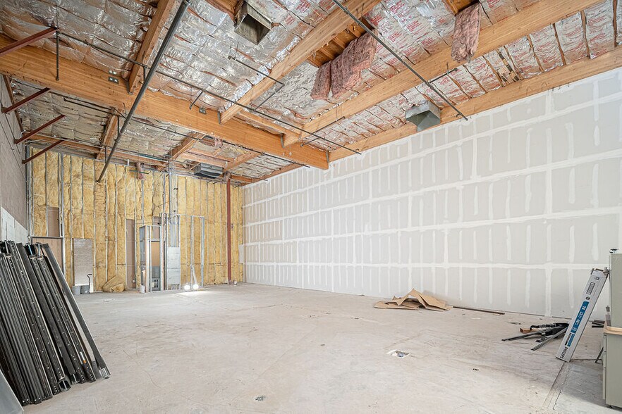 More Photos Of 4338 W Thomas Rd, Phoenix Storefront For Sale