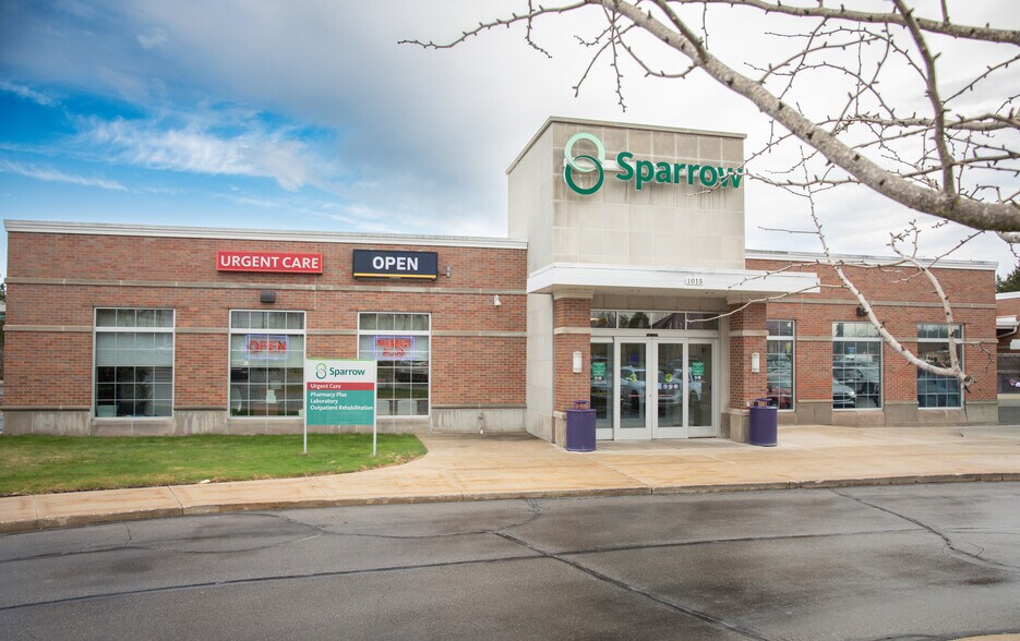 More Photos Of 1035 Charlevoix Dr, Grand Ledge Medical For Sale