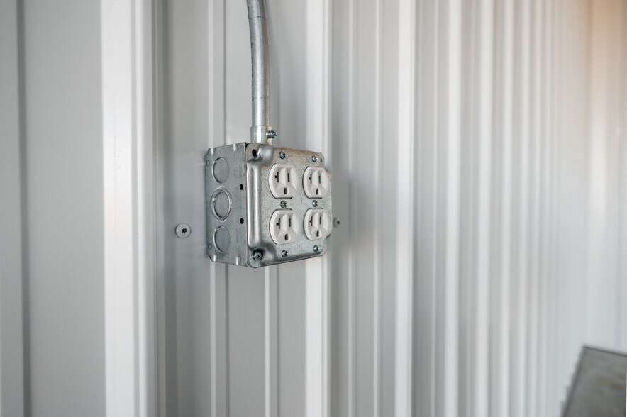 More Photos Of 3067 Lucky Dog Ln, Traverse City Refrigeration Cold Storage For Sale