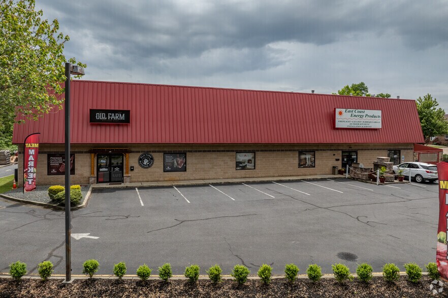 More Photos Of 10 State Highway 36, West Long Branch Freestanding For Lease