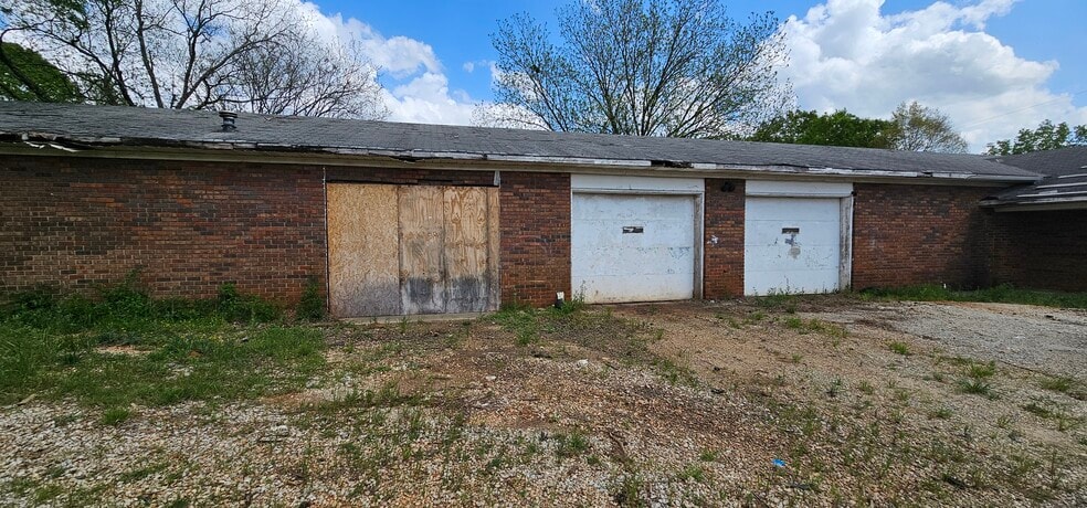 More Photos Of 3405 Historic Highway 17, Martin Light Manufacturing For Sale