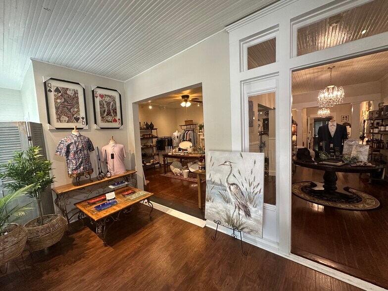 More Photos Of 1008 S Rock St, Georgetown Office Residential For Sale