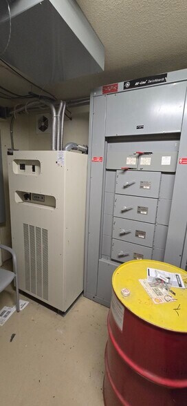 More Photos Of 1100 Gail Gardner Way, Prescott Office For Sale