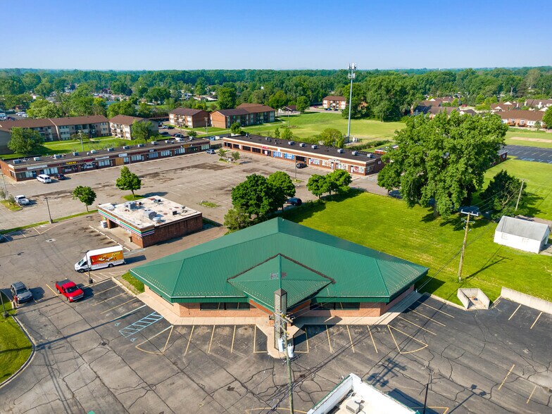 More Photos Of 146 S Venoy Rd, Westland Freestanding For Lease