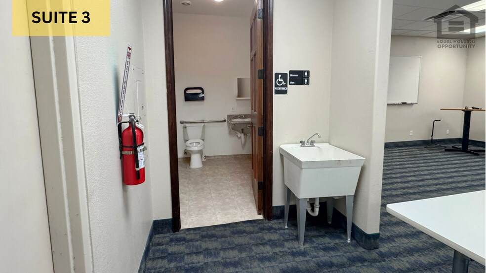 More Photos Of 201 E Cottonwood Ln, Casa Grande Office For Lease