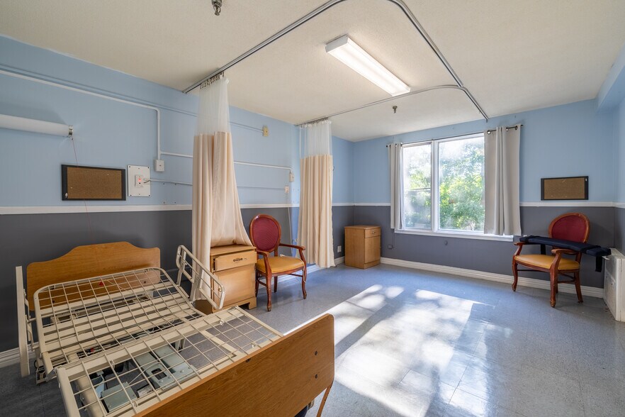 More Photos Of 113 Central Ave, Hyde Park Skilled Nursing Facility For Lease