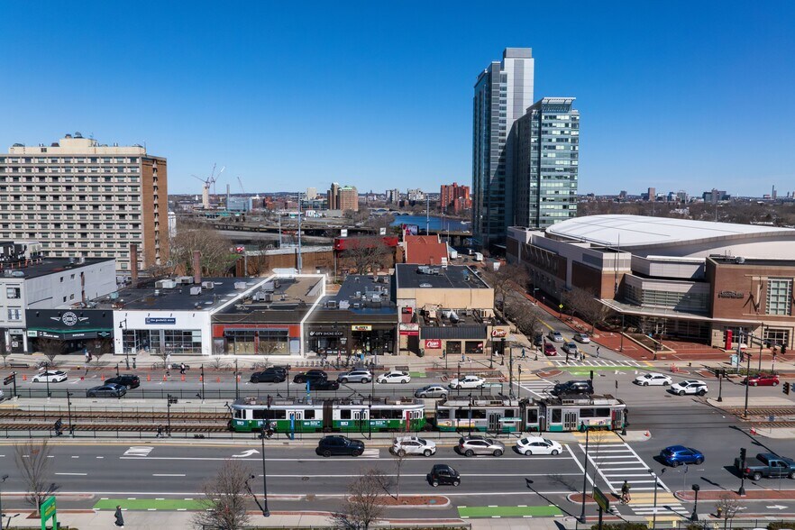 More Photos Of 959-961 Commonwealth Ave, Boston Storefront For Sale