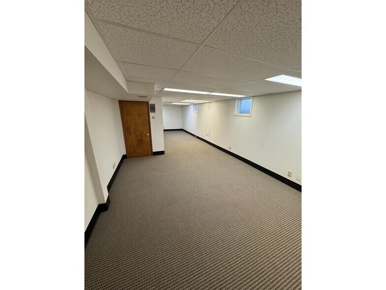 More Photos Of 1727 NE 13th Ave, Portland Medical For Lease