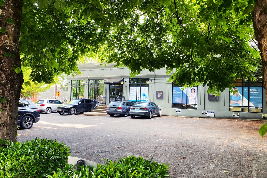 More Photos Of 407 NW 17th Ave, Portland Office For Lease