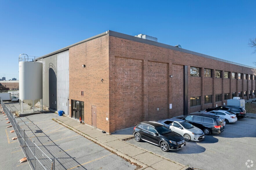 Primary Photo Of 6515 Kitimat Rd, Mississauga Light Manufacturing For Lease