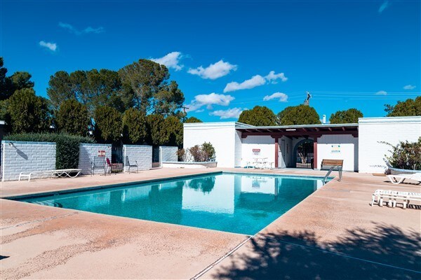 More Photos Of 1101 E Fry Blvd, Sierra Vista Hotel For Sale