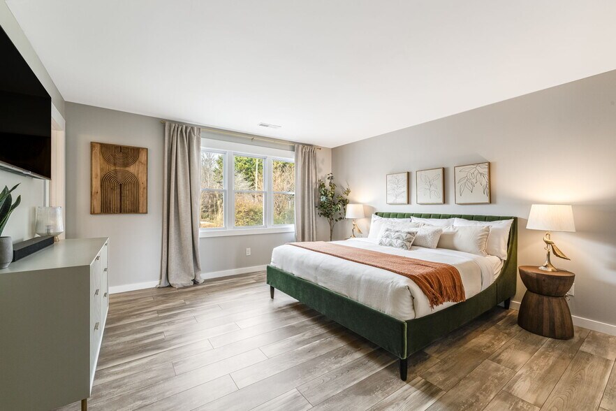 More Photos Of 4102 Soco Rd, Maggie Valley Hotel For Sale