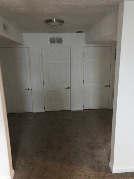 More Photos Of 904 E Pulaski Hwy, Elkton General Retail For Sale