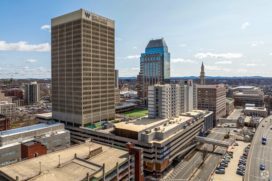 More Photos Of 1500 Main St, Springfield Coworking Space