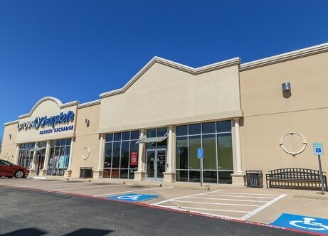 More Photos Of 1116-1118 W Arbrook Blvd, Arlington Freestanding For Lease