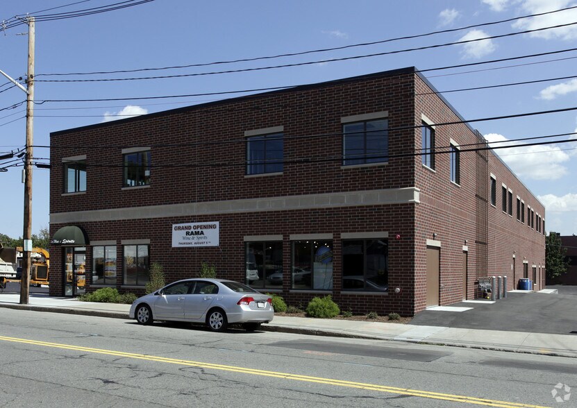 More Photos Of 898-900 Washington St, Norwood Medical For Lease