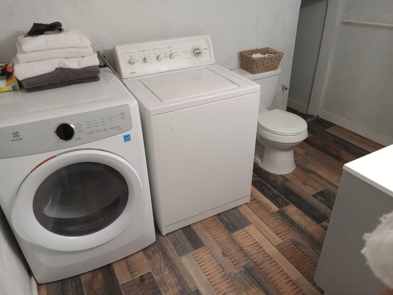 More Photos Of 2415 Montana Ave, El Paso Office Residential For Sale