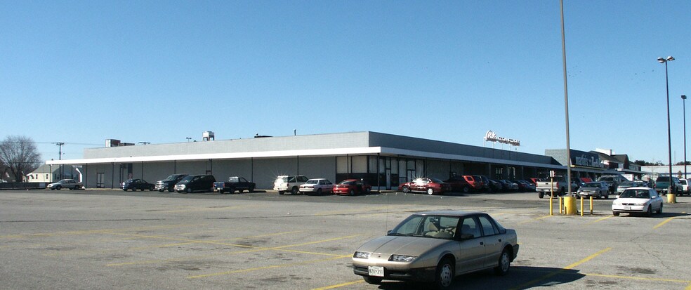 More Photos Of 2201-2401 North Point Blvd, Baltimore Unknown For Sale