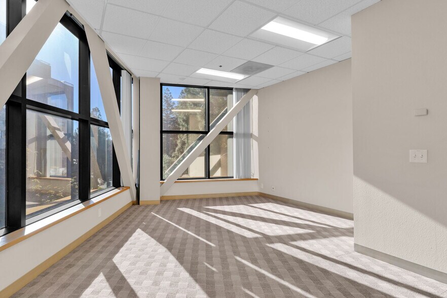 More Photos Of 1670 Riviera Ave, Walnut Creek Office Residential For Lease