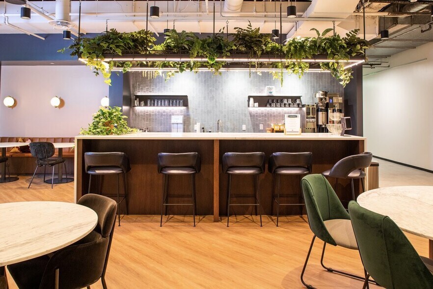 More Photos Of 401 W A St, San Diego Coworking Space