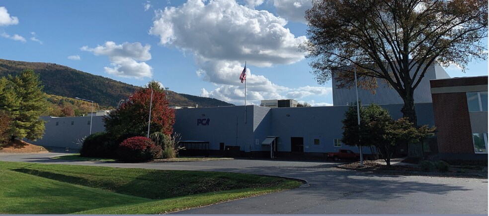 Primary Photo Of 7500 Shadwell Dr, Roanoke Manufacturing For Lease