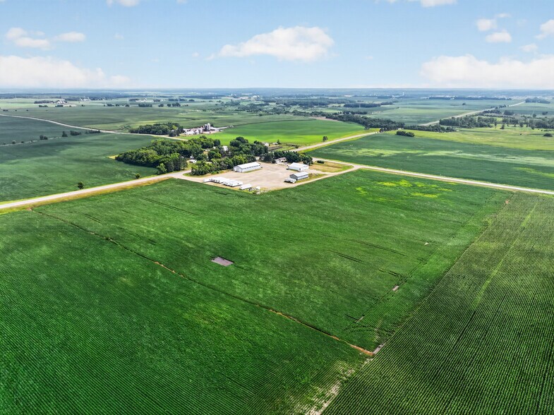 More Photos Of 43553 MN-28, Sauk Centre Warehouse For Sale