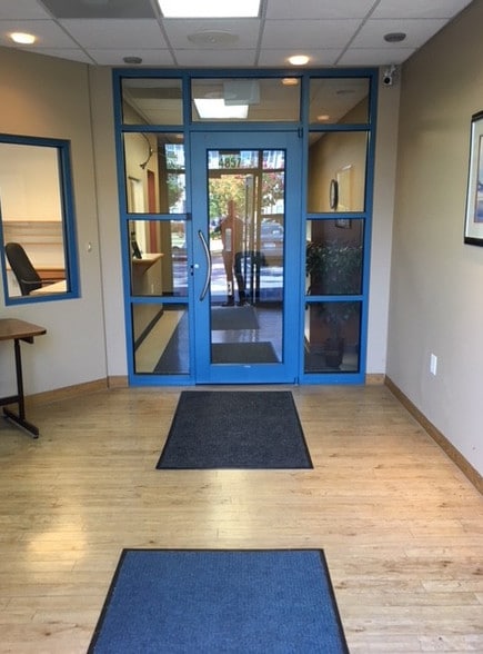 More Photos Of 4857 Dolton Dr, Virginia Beach Light Distribution For Lease