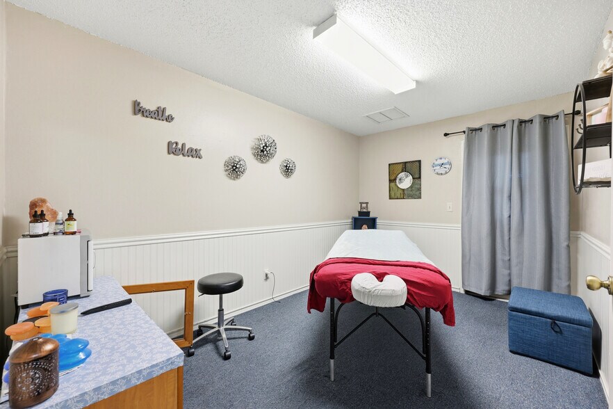 More Photos Of 2180 A1A S, Saint Augustine Office For Sale