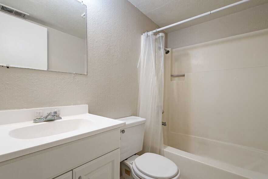 More Photos Of 931-939 W East Ave, Chico Apartments For Sale