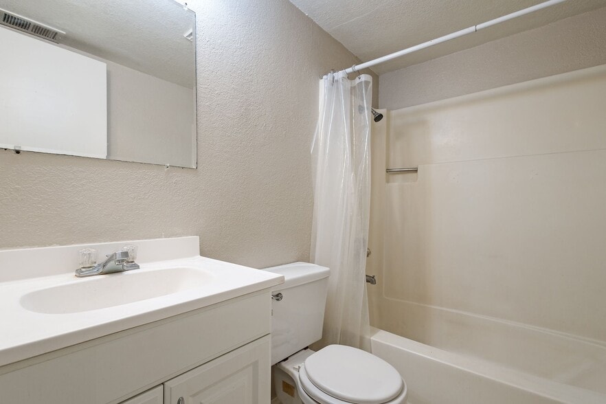 More Photos Of 931-939 W East Ave, Chico Apartments For Sale